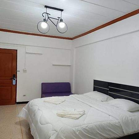 Hotel Paraiso バンコク都 エクステリア 写真